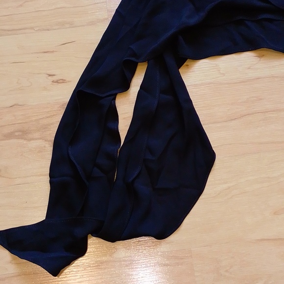 BCBG MaxAzriza Handkerchief Hem Sleeveless Top Tank Blouse M - Picture 9 of 14